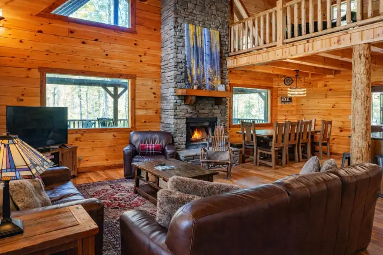 Aspen Hollow Lodge