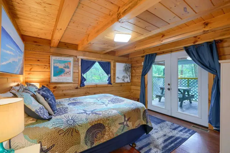 Margaritaville Cabin